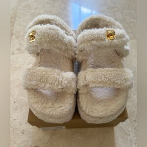STEVE MADDEN BIGMONA FUR NATURAL - 8.5 NEW